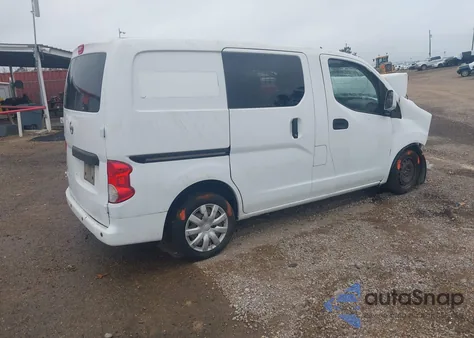 2017 Nissan Nv200 Sv z USA, uszkodzony, nr VIN 3N6CM0KN3HK715849